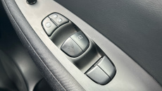 Nissan LEAF 110kW Acenta 40kWh 5dr Auto [6.6kw Charger] Electric Hatchback